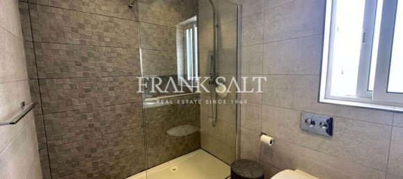 Apartamento de 2 dormitorios en Hamrun, Malta No. 7392 8