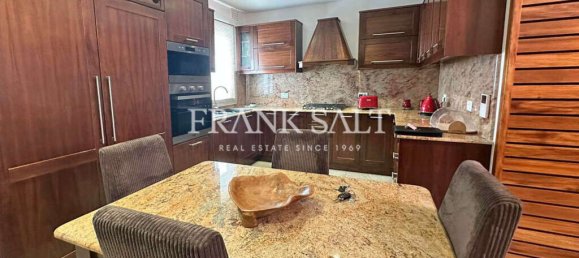 Apartamento de 2 dormitorios en Hamrun, Malta No. 7392 12