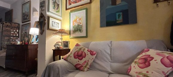 3 rooms Apartment in Bologna, Italy No. 17815 3