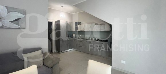 4-salle Appartement à Camigliano, Italy No. 265490 3