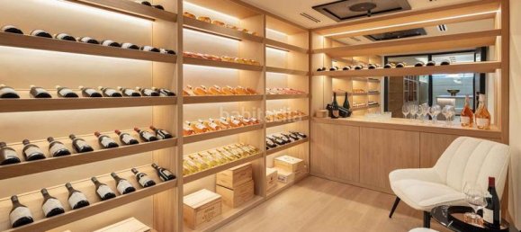 6 bedrooms Villa in Marbella, Spain No. 91199 61