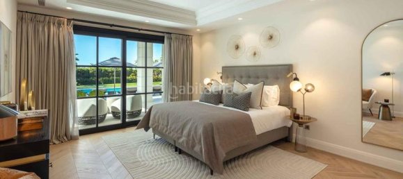 6 bedrooms Villa in Marbella, Spain No. 91199 25