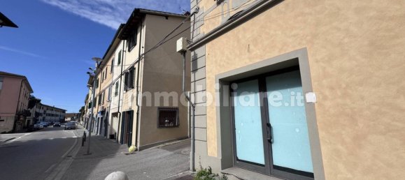 3 rooms Commercial property in Calcinaia, Italy No. 212435 13