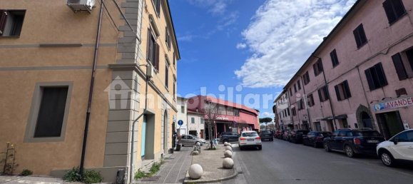 3 rooms Commercial property in Calcinaia, Italy No. 212435 14