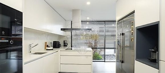 3 Schlafzimmer Haus in Avintes, Portugal, Nr. 17204 3