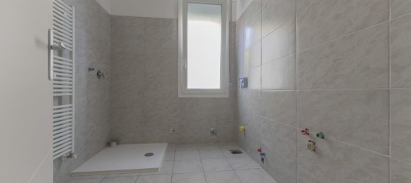 4 rooms Apartment in Galliera, Italy No. 294939 18