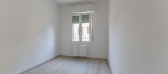 4 rooms Apartment in Galliera, Italy No. 294939 10