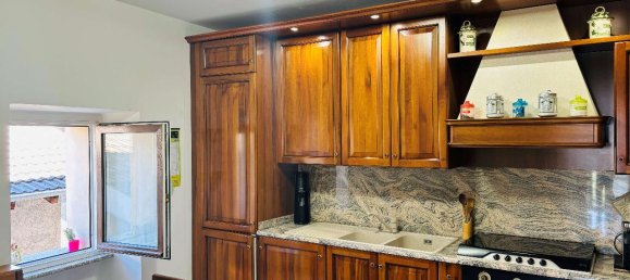 10 rooms Apartment in Veleso, Italy No. 70017 5