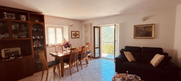 10 rooms Apartment in Veleso, Italy No. 70017 6