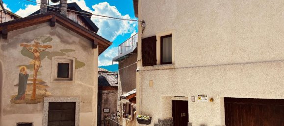 10 rooms Apartment in Veleso, Italy No. 70017 2