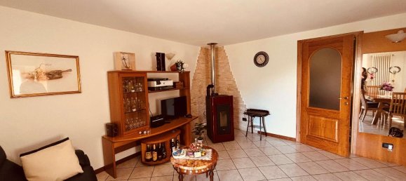 10 rooms Apartment in Veleso, Italy No. 70017 12