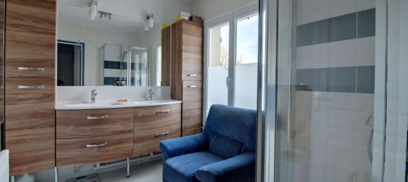 6 غرف نوم منزل في Poissy, France رقم 173240 11