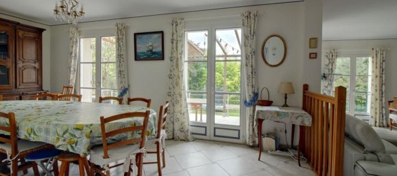 6 غرف نوم منزل في Poissy, France رقم 173240 6