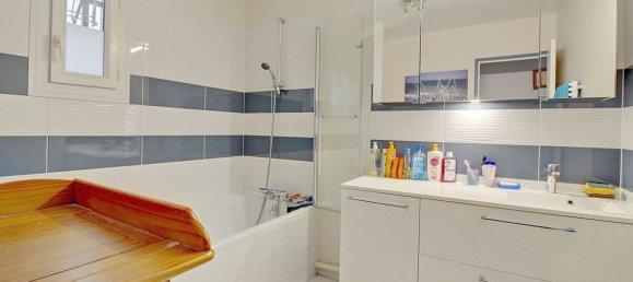 6 غرف نوم منزل في Poissy, France رقم 173240 13