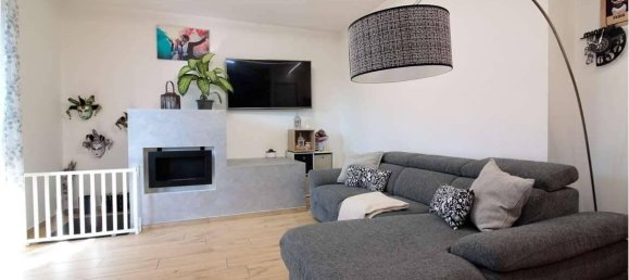 4 rooms Apartment in Fino Mornasco, Italy No. 41308 5