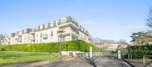 3 Schlafzimmer Wohnung in Vaucresson, France, Nr. 133432 6