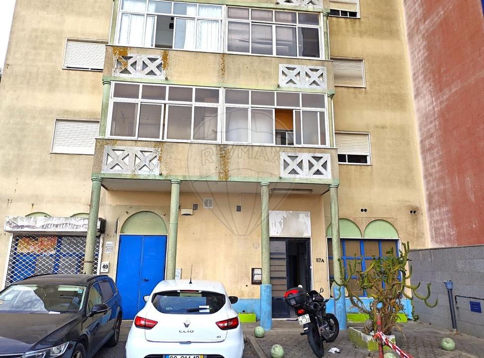 70m² Commercial property in Sintra, Portugal No. 298431