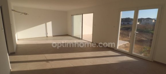 3 bedrooms House in Borgo, France No. 56388 6