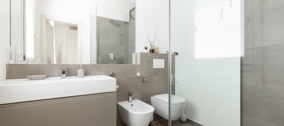 Apartamento de 4 dormitorios en Bologna, Italy No. 335832 16