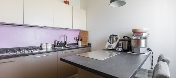 Apartamento de 4 dormitorios en Bologna, Italy No. 335832 10