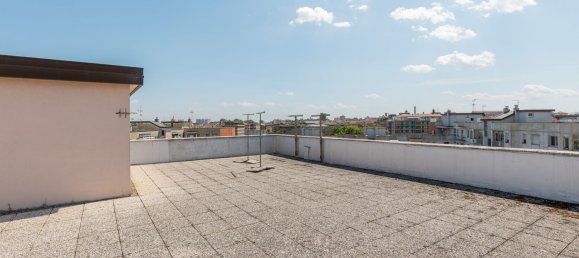 Apartamento de 4 dormitorios en Bologna, Italy No. 335832 23