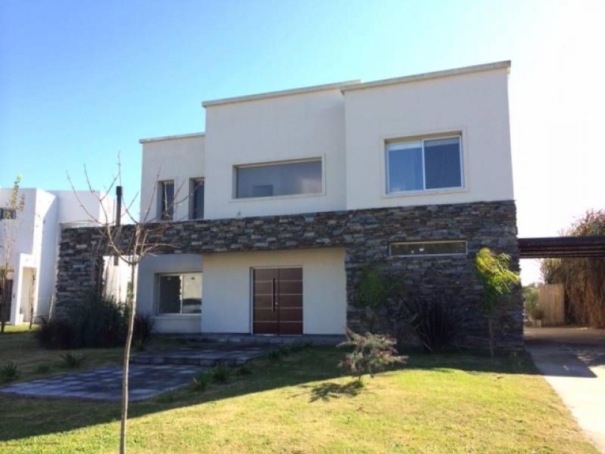 3 غرف نوم منزل في Tigre, Argentina رقم 103616