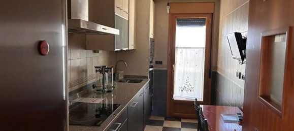 Apartamento de 3 dormitorios en Salamanca, Spain No. 27906 13