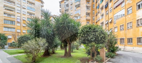 3 rooms Apartment in Rome, Italy No. 17888 2