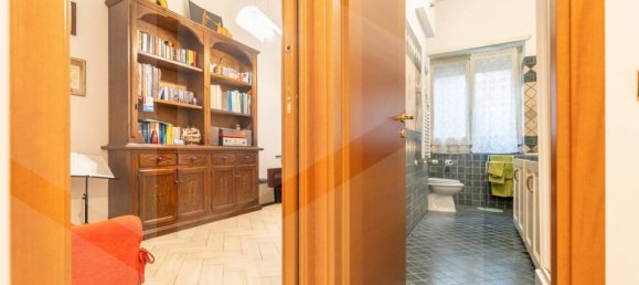 3 rooms Apartment in Rome, Italy No. 17888 16