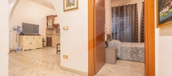 3 rooms Apartment in Rome, Italy No. 17888 33