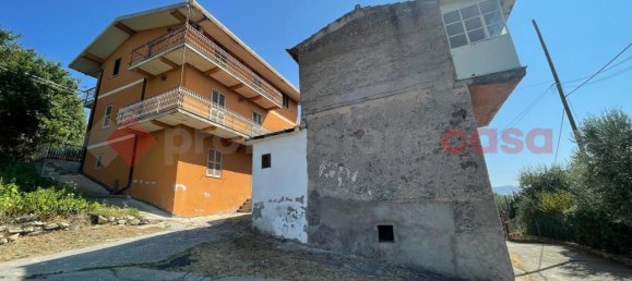 Дом с 5 комнатами в Ананьи, Италия № 66430 13