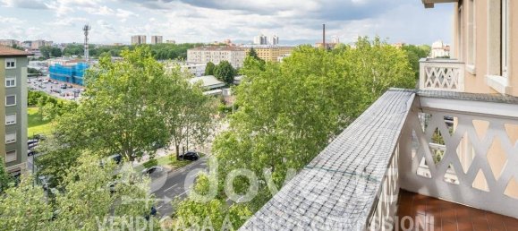 2 bedrooms Apartment in Milan, Italy No. 351678 30