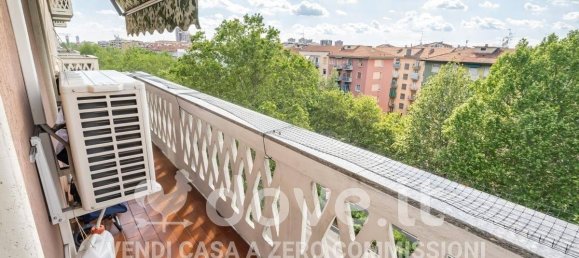 2 bedrooms Apartment in Milan, Italy No. 351678 10