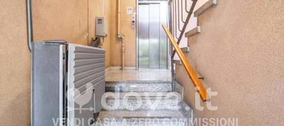 2 bedrooms Apartment in Milan, Italy No. 351678 6