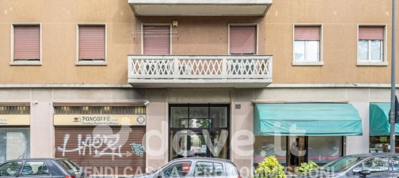 2 bedrooms Apartment in Milan, Italy No. 351678 37