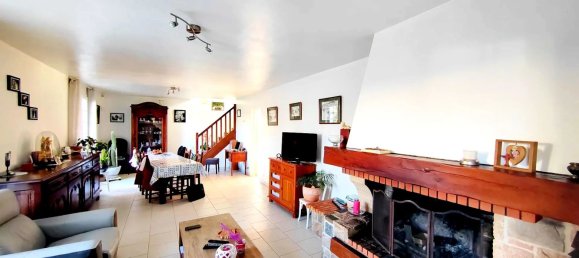 5 bedrooms House in Chaumont-en-Vexin, France No. 74489 3