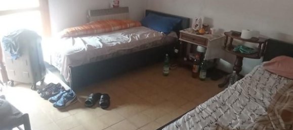 6 rooms Apartment in Carrara, Italy No. 202244 7