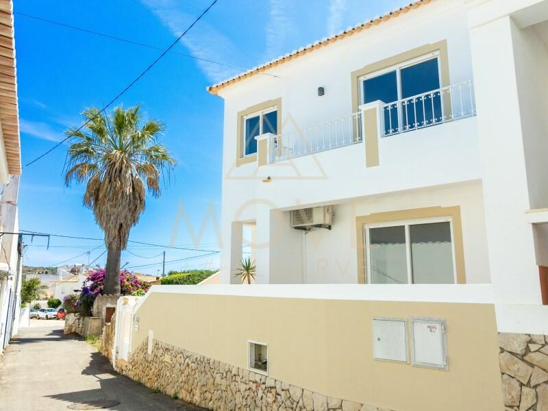 Adosado de 3 dormitorios en Luz, Portugal No. 123607