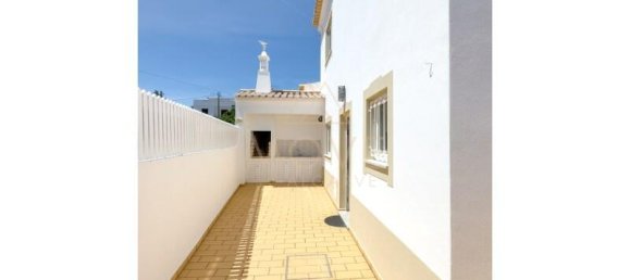 Adosado de 3 dormitorios en Luz, Portugal No. 123607 28