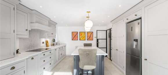 5 bedrooms House in Hadley Wood, United Kingdom No. 6569 8