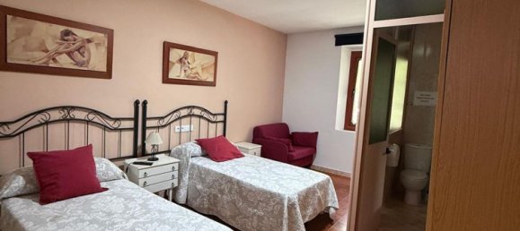 Gewerbliche Immobilie in Asturias, Spain 860m², Nr. 164562 18