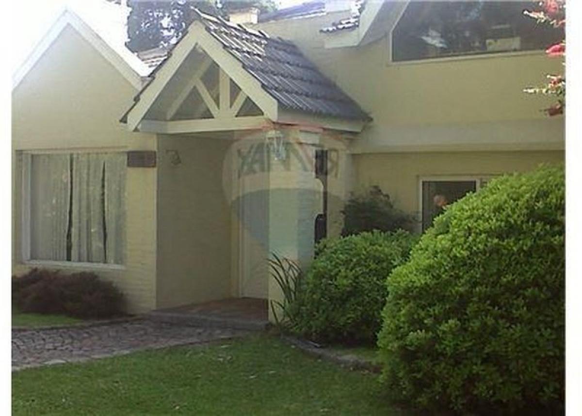 4 bedrooms House in Pilar, Argentina No. 18896