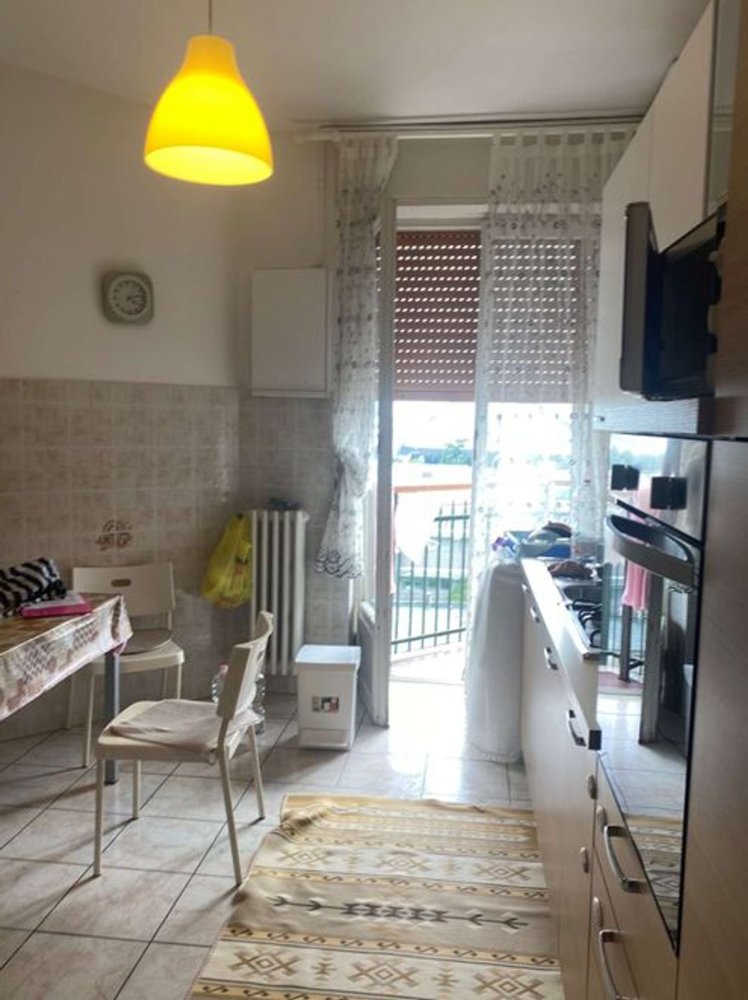 4-Zimmer Wohnung in Baranzate, Italy, Nr. 99983