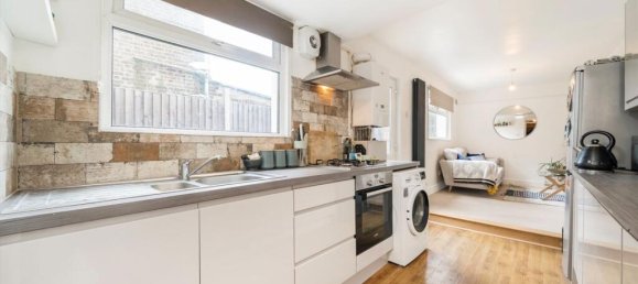 2 Schlafzimmer Wohnung in Honor Oak, United Kingdom, Nr. 10160 2