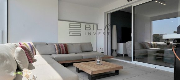 3 bedrooms Duplex in Marbella, Spain No. 103809 2