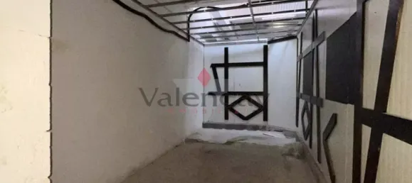 1-salle Entrepôt à Mulhouse, France No. 86213 2