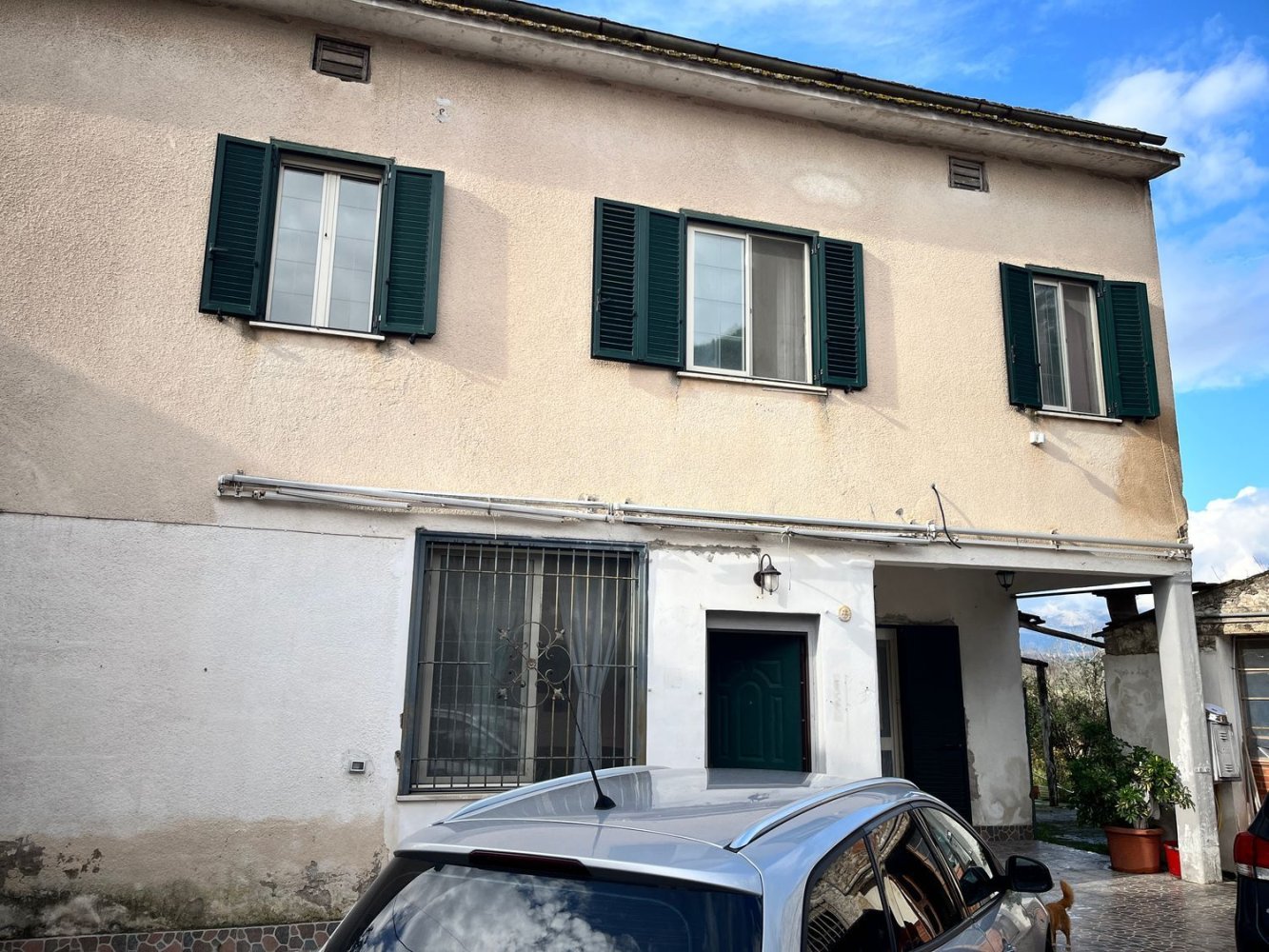 Casa de 3 habitaciónes en Santi Cosma e Damiano, Italy No. 75568