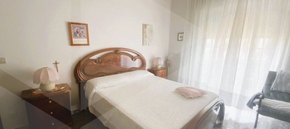 4 rooms Apartment in Bari, Italy No. 34596 17