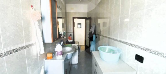 4 rooms Apartment in Bari, Italy No. 34596 15