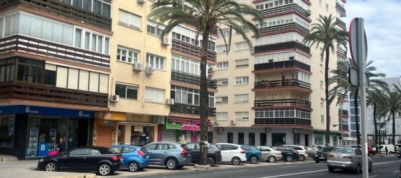 Garage in Cadiz, Spain No. 163126 6